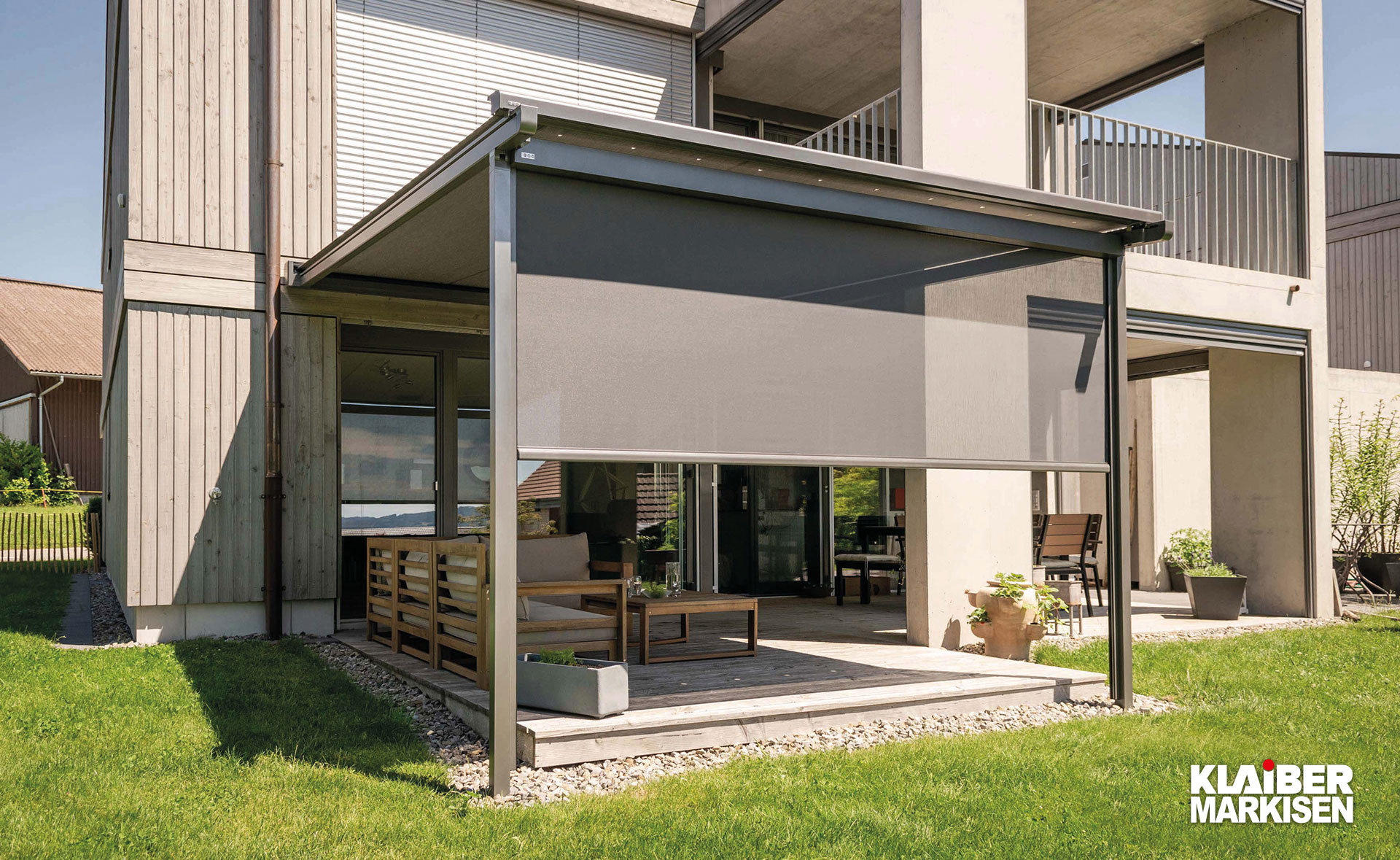 Pergola-Markise als Wetterschutz